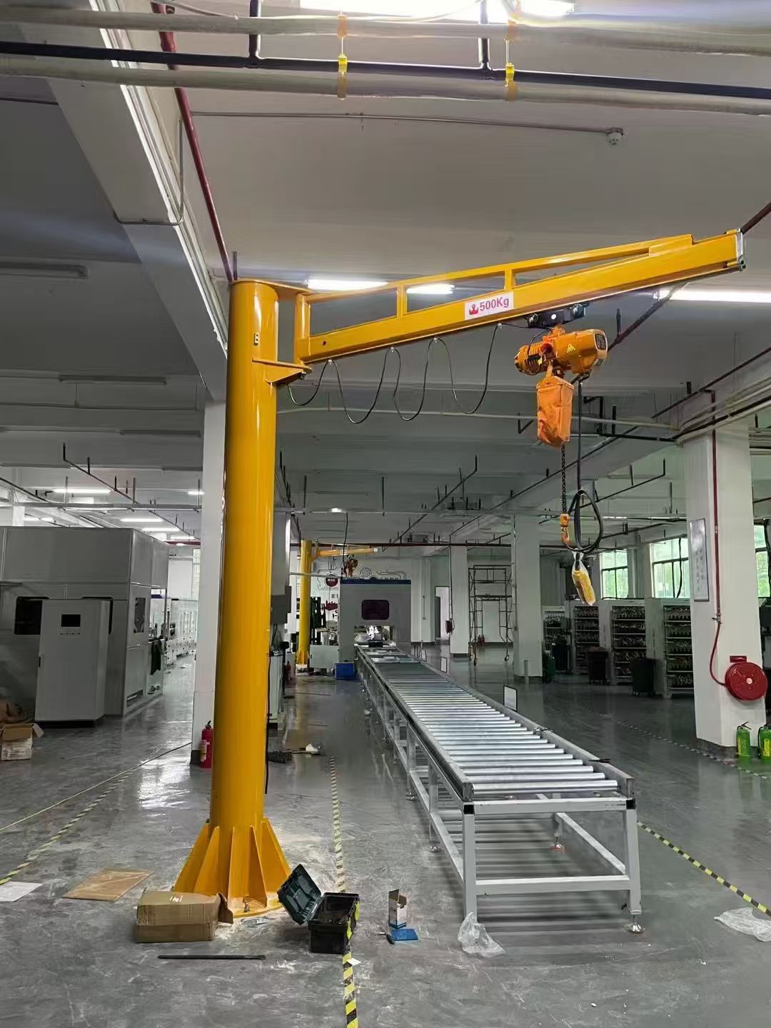 Pillar jib